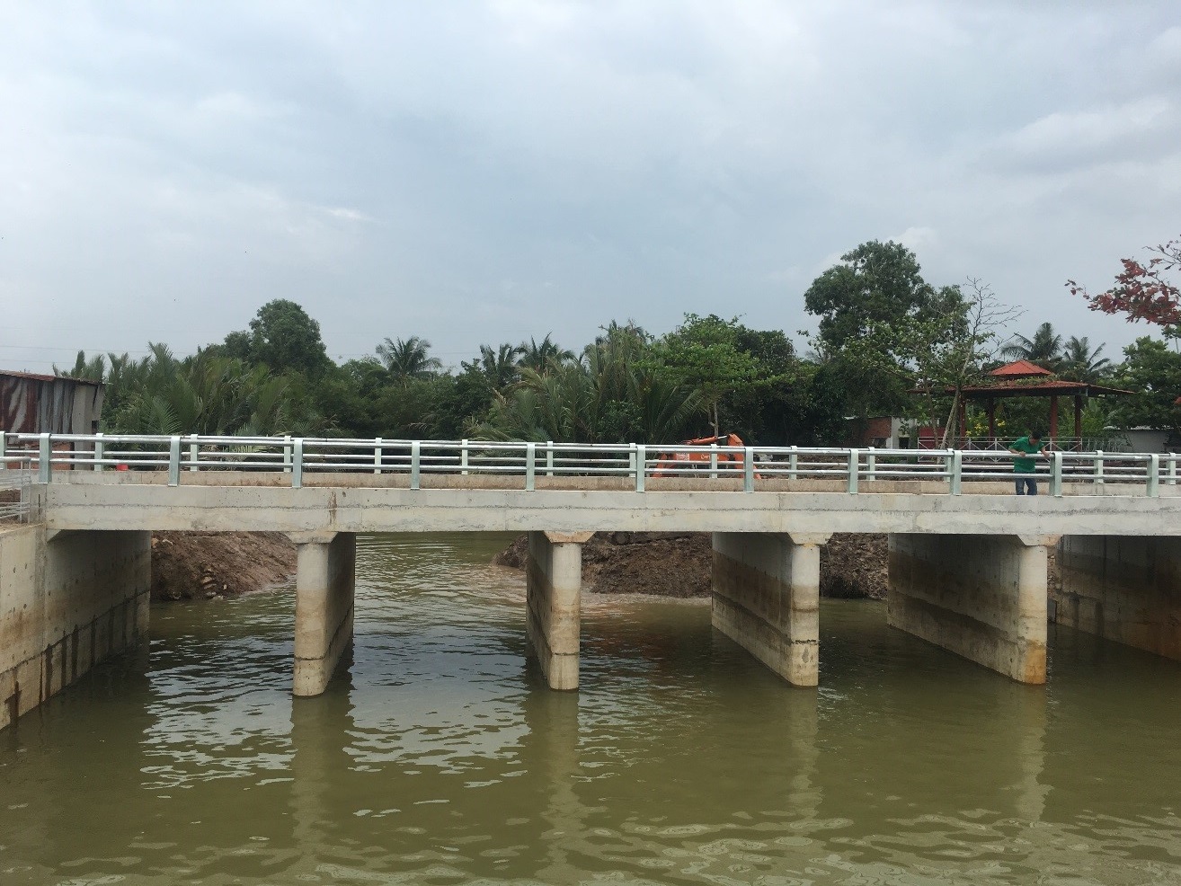 Xây dựng các công trình thủy lợi: Dự Án Khu đô thị mới Đông Tăng Long, Q9, TP. HCM.